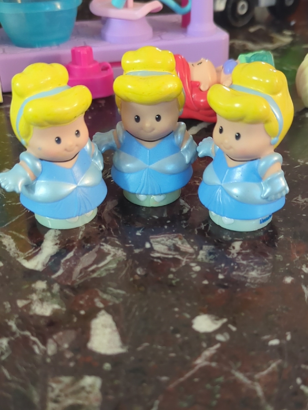 Little People - Disney - Cinderella Princess Figurine Toy 8$ Each